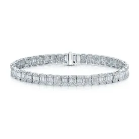 18ct White Gold Baguette Cut And Round Brilliant Cut Diamond Line Bracelet