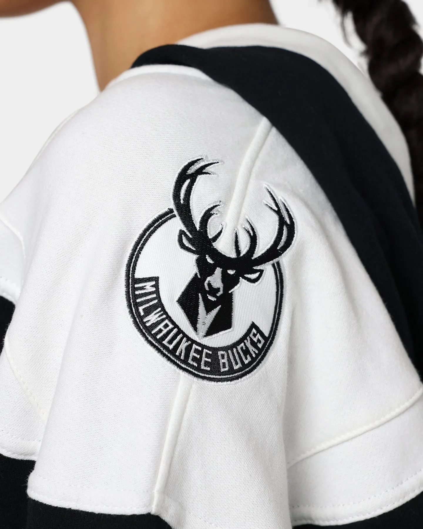 47 Brand Milwaukee Bucks Superior Lacer Hoodie Jet Black