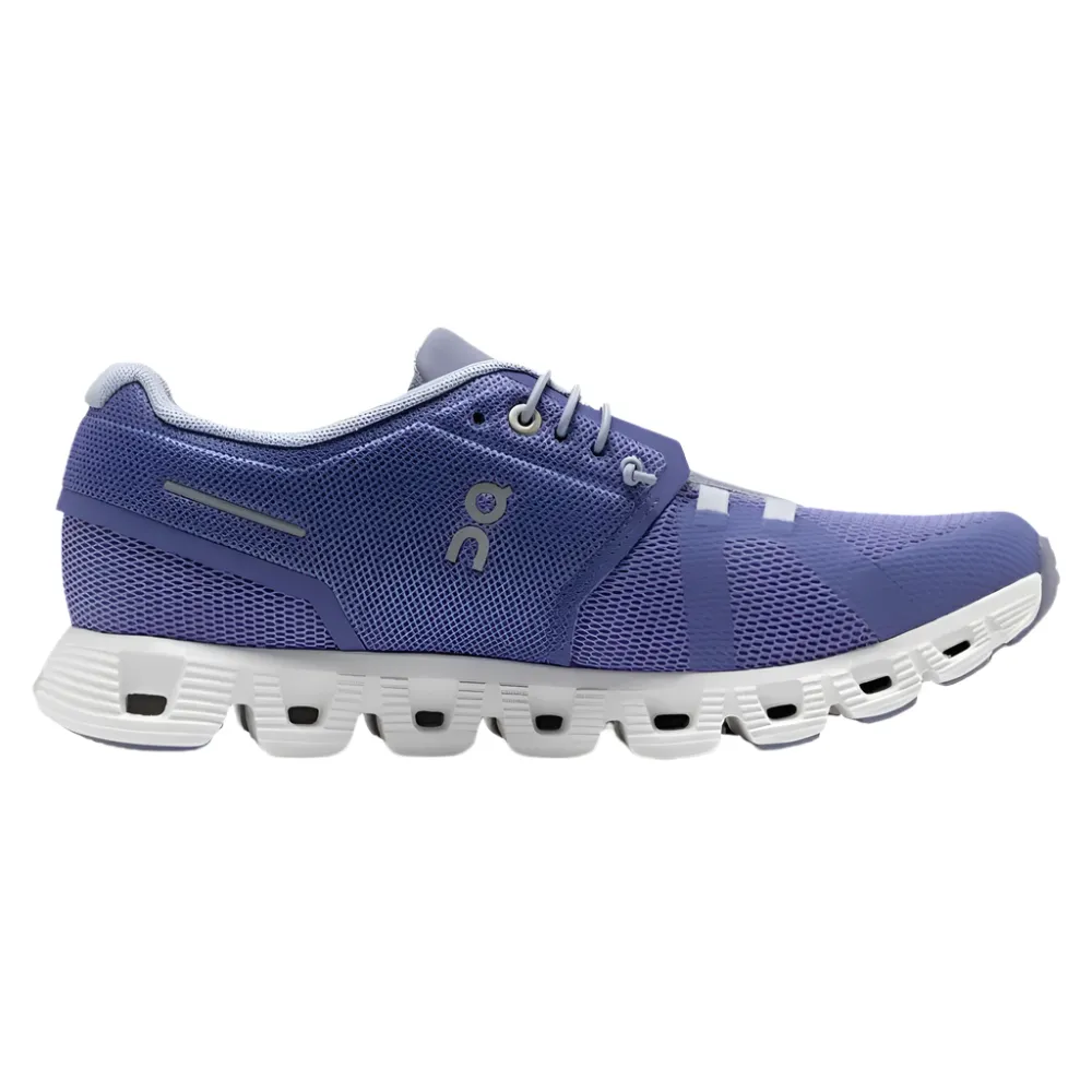 On Running Women's Cloud 5 Sneaker Blueberry / Feather