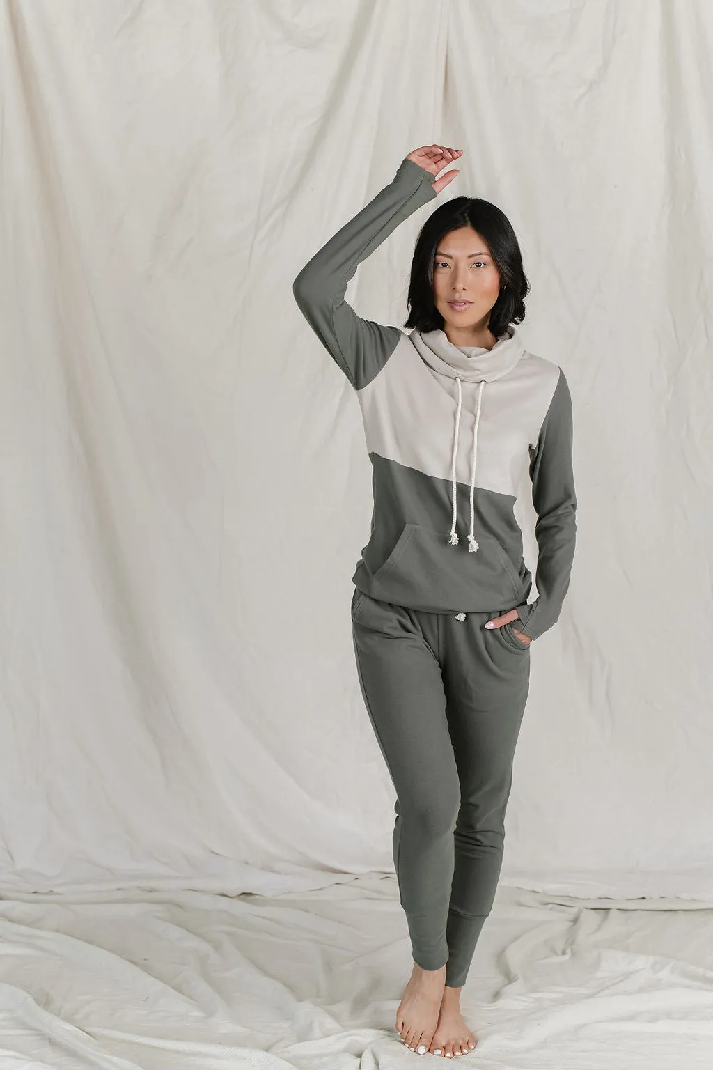 Performance Fleece Joggers- Wanderlust