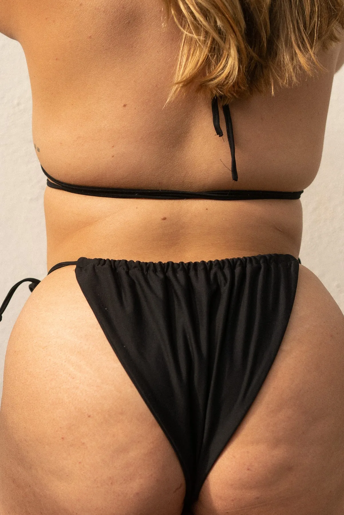 The Ruched Drawstring Bottom - Matte Black