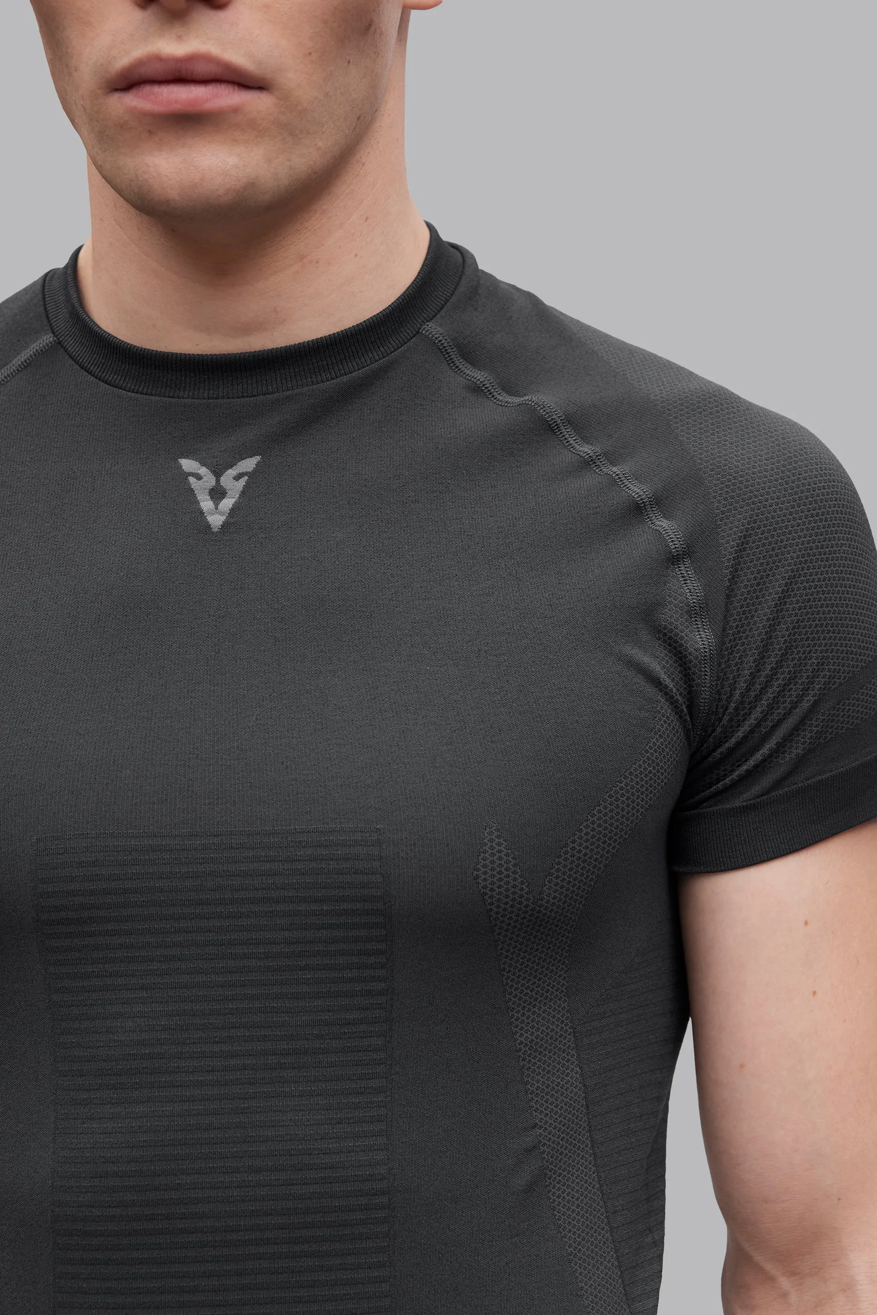 V_BASE SEAMLESS T-SHIRT - Dark Gray