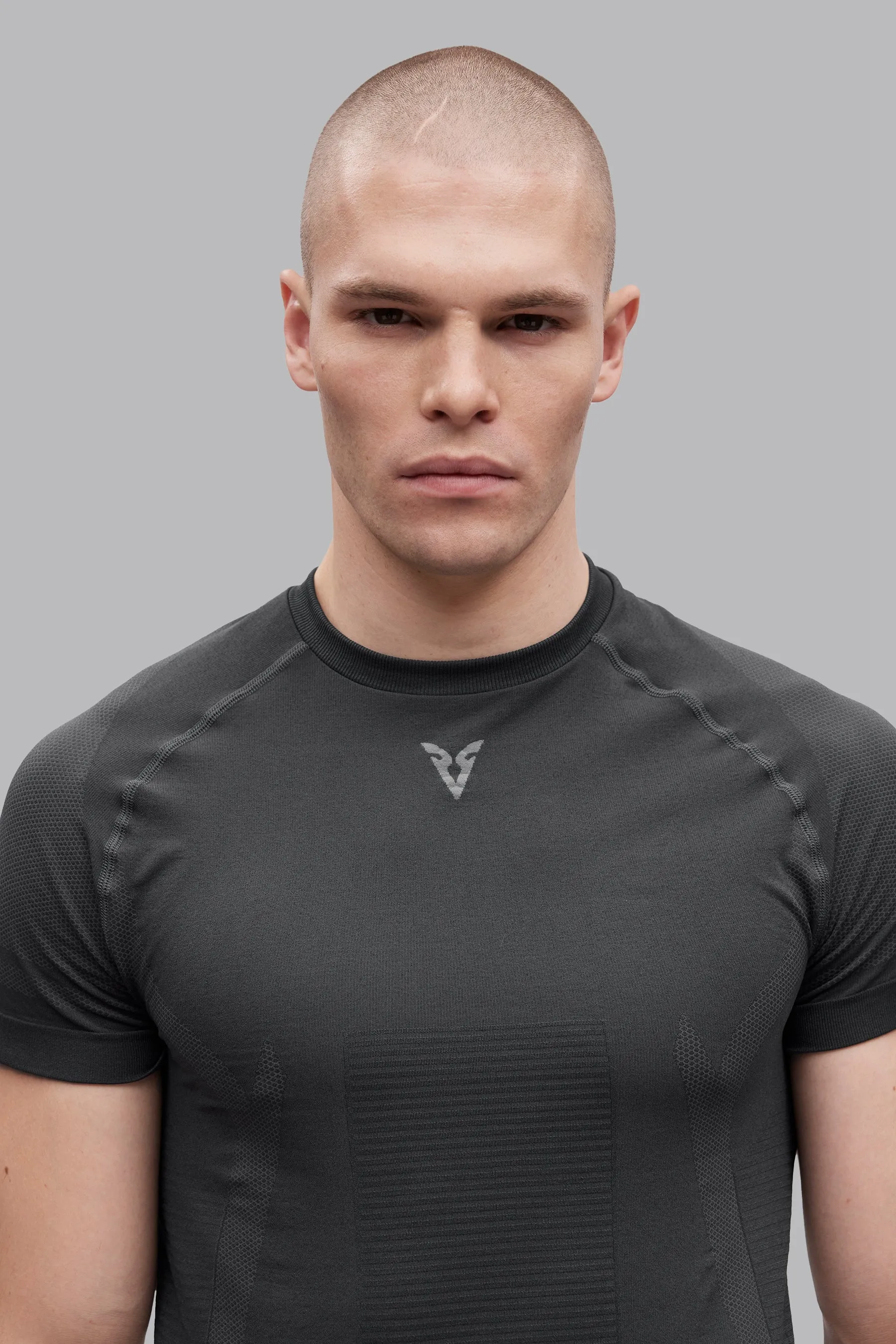 V_BASE SEAMLESS T-SHIRT - Dark Gray